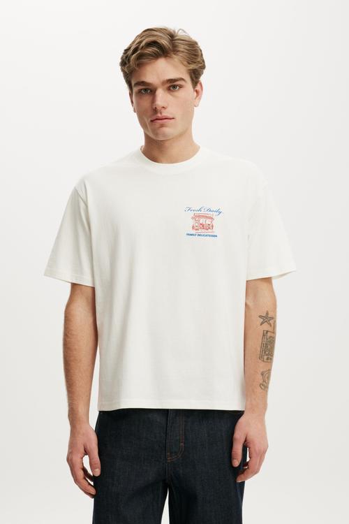Everyday Fit Graphic T-shirt - Vintage White/Fresh Daily