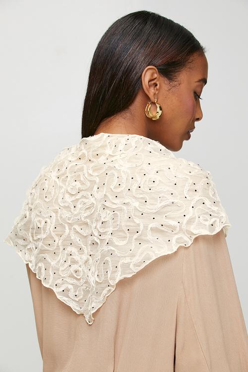 Noel Sheer Headscarf With Tectured Pattern - White