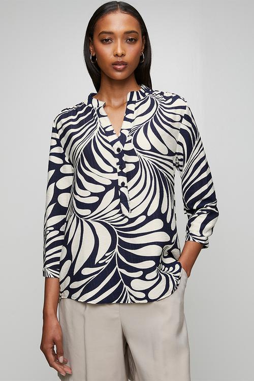 3/4 Sleeve With Turn Back Cuff Mandarin Button Through Porinted Blouse - Navy