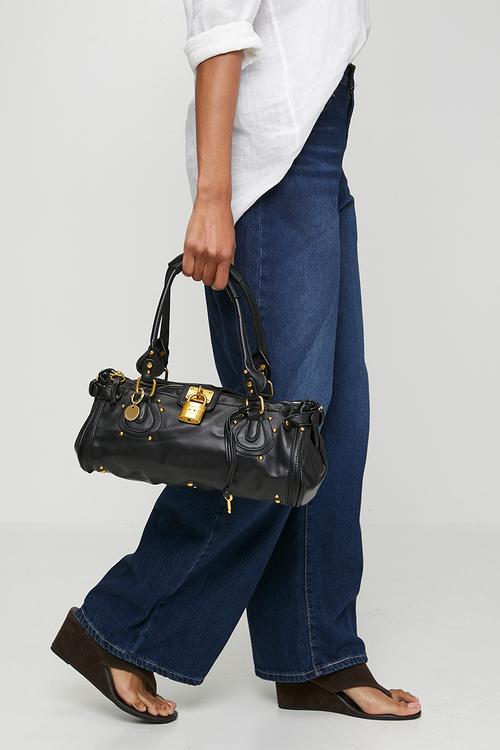 Zivah Padlock Shoulder Bag With Gold Hardware - Black
