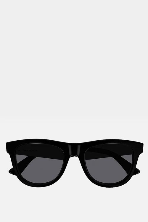 BV1001S-001 52 Sunglass - Black