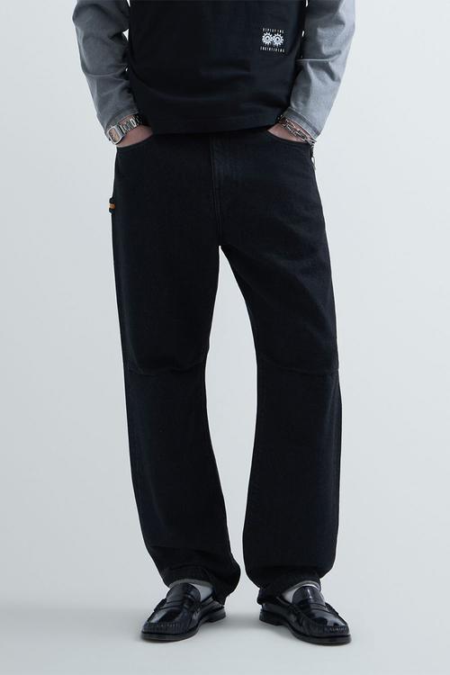Straight Fit Jeans - Black Delave