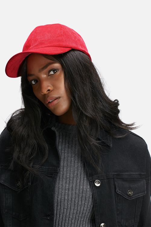 Ribbed cap