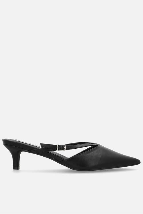 Wanda closed toe mule - black