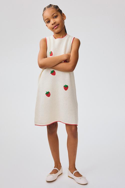 Appliquéd hole-knit dress - cream/strawberries