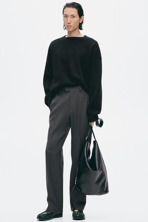 H&M Atelier:  Loose fit rib-knit cashmere jumper - black
