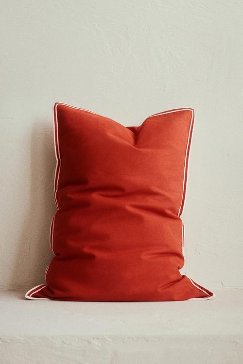 Cotton canvas cushion cover - bright red