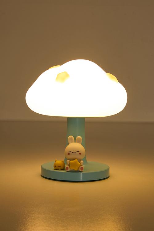 Panda under mushroom lamp - blue/white
