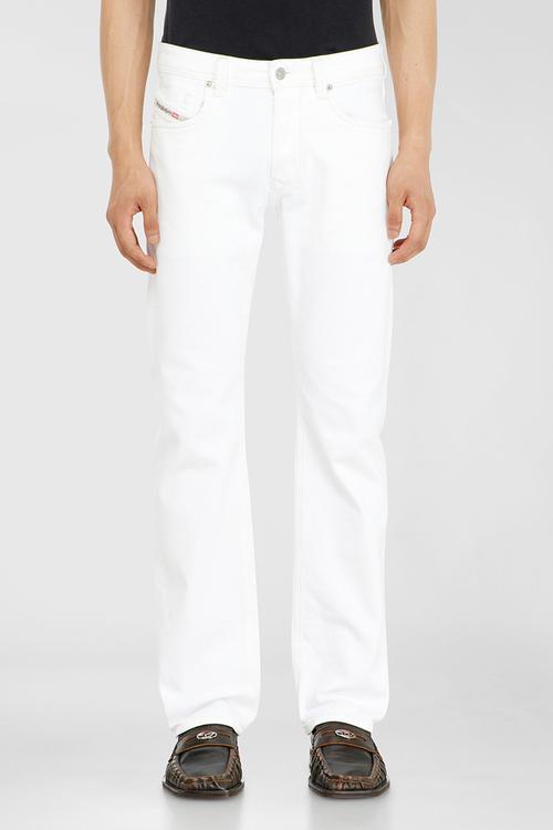 1985 Larkee - white