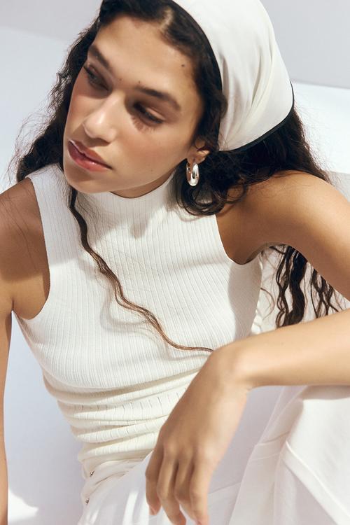 Rib-knit turtleneck top - cream