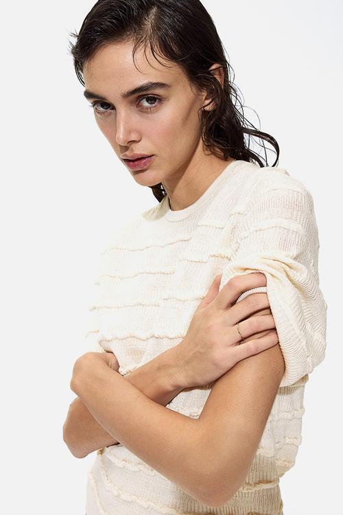 Frill-trimmed knitted top - cream