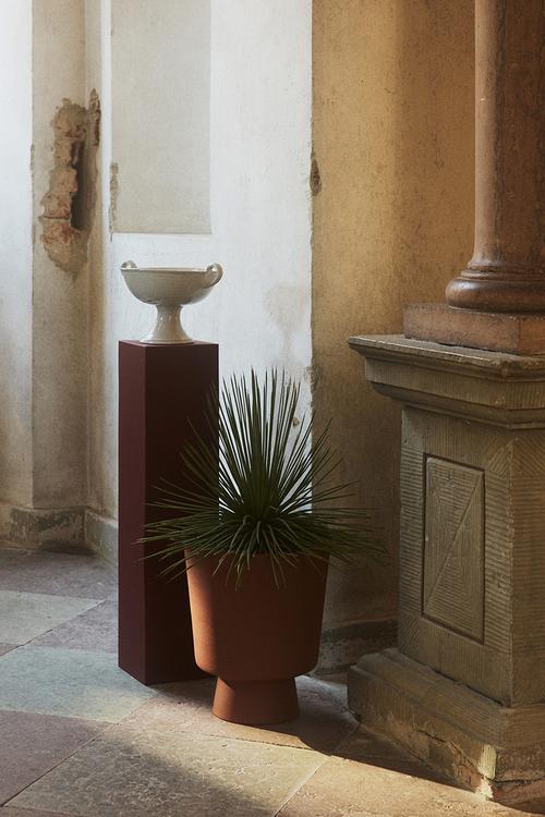 Large metal plant pot - terracotta
