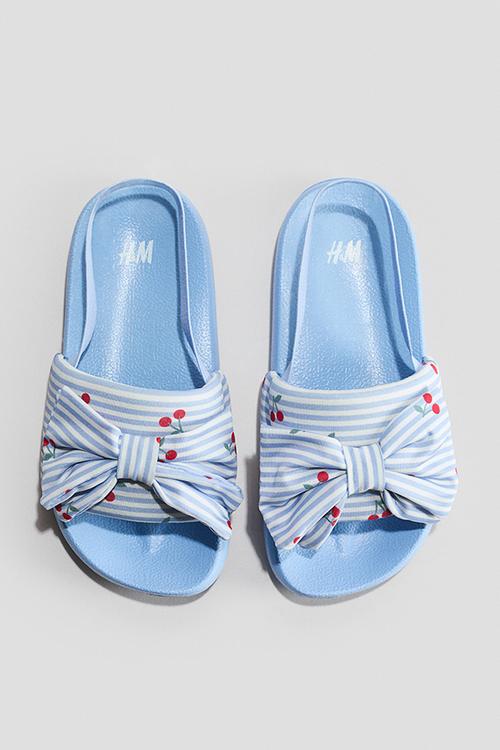 Pool slides - light blue/cherries