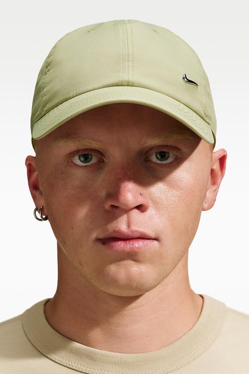Nike Dri-FIT Club - Unstructured Metal Swoosh Cap - Green