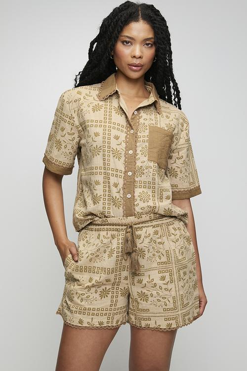 Pull On Elasticated Short With Print Detail And Waist Cord - Beige