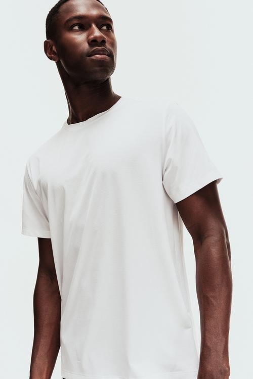 Mesh sports t-shirt with drymove. - white
