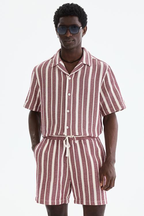 Regular fit shorts - red/striped