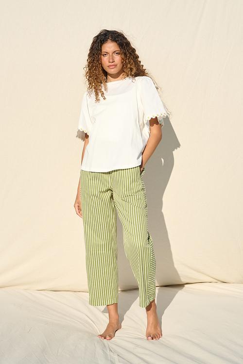 Daisy Trim Flared Sleeve Tee - Milk