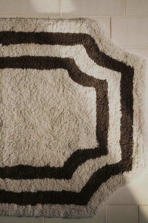 Tufted cotton bath mat - cream