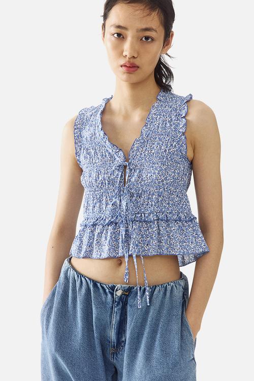 Tie-detail smocked top - blue/floral