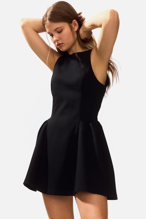 Flared-skirt dress - black