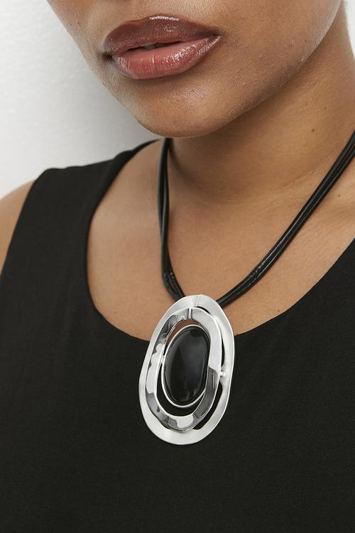 Mabel Two Tone Sculptural Cord Pendant Necklace - Silver/Black