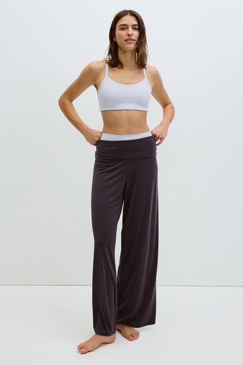Foldover-waist yoga trousers - plum