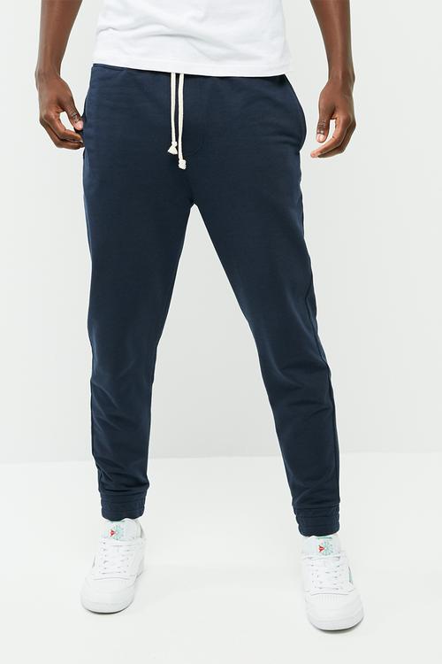 Basic slim fit sweatpant