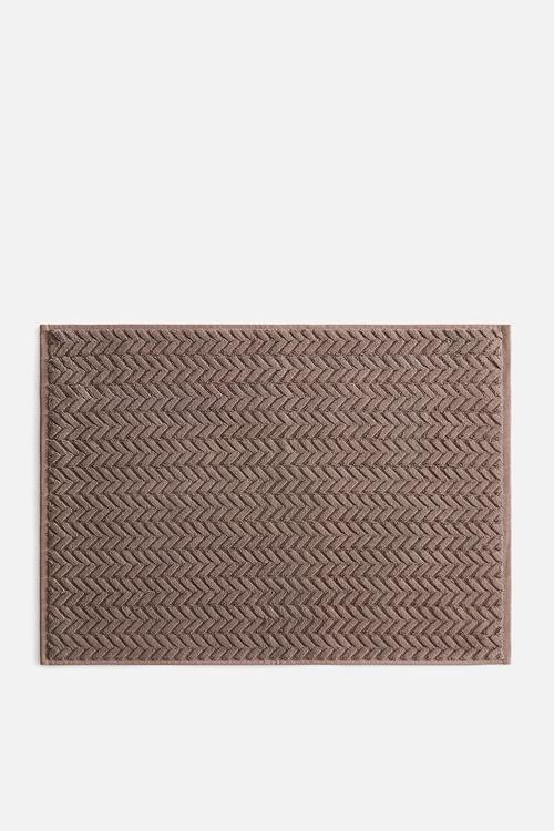 Textured bath mat - mole
