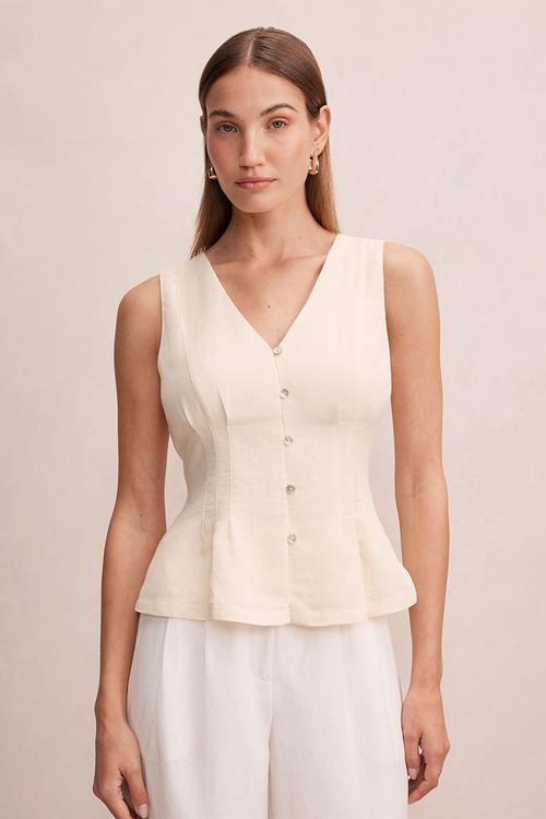 Portia pleated linen top in soft yellow
