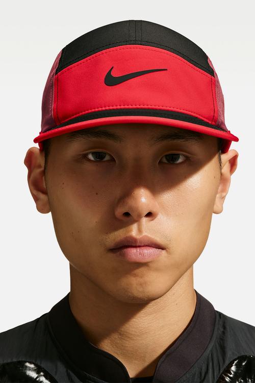 Nike Fly Dri-FIT Unstructured Swoosh Cap - Light Crimson
