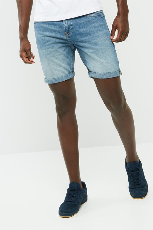Slim denim shorts