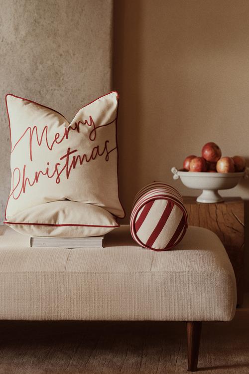 Embroidered cushion cover - cream/merry christmas