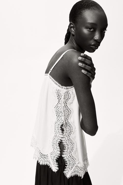 Lace-trimmed strappy top - cream