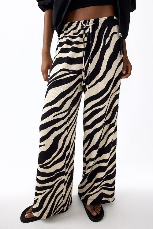 Wide pull-on trousers - black/zebra print