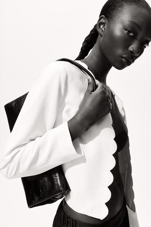 Scalloped-edge jacket - cream