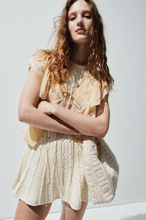 Lace-trimmed flounced blouse - light beige