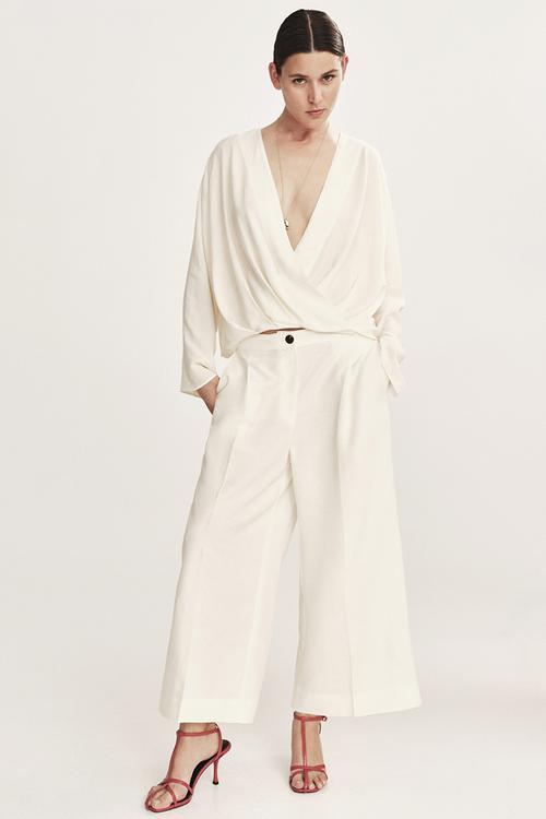 Ankle-length linen-blend trousers - cream