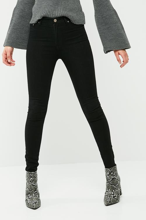 Lawless mid rise jeggings