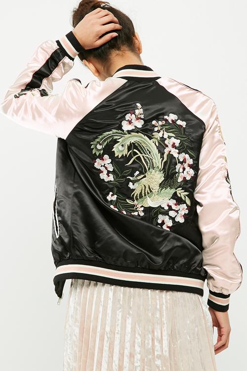 Beauty bomber jacket