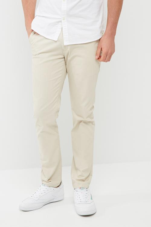 Slim chino
