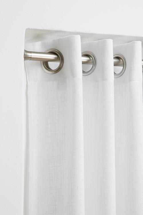 Eyelet curtain