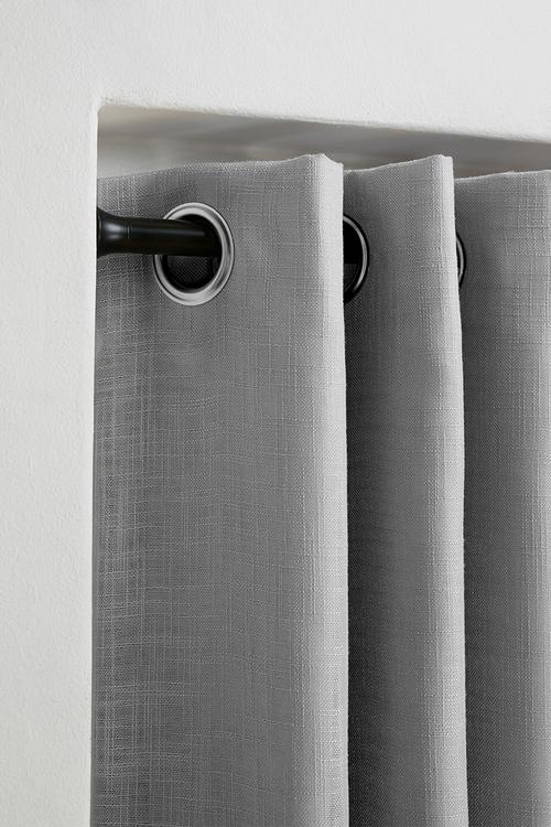 Eyelet curtain