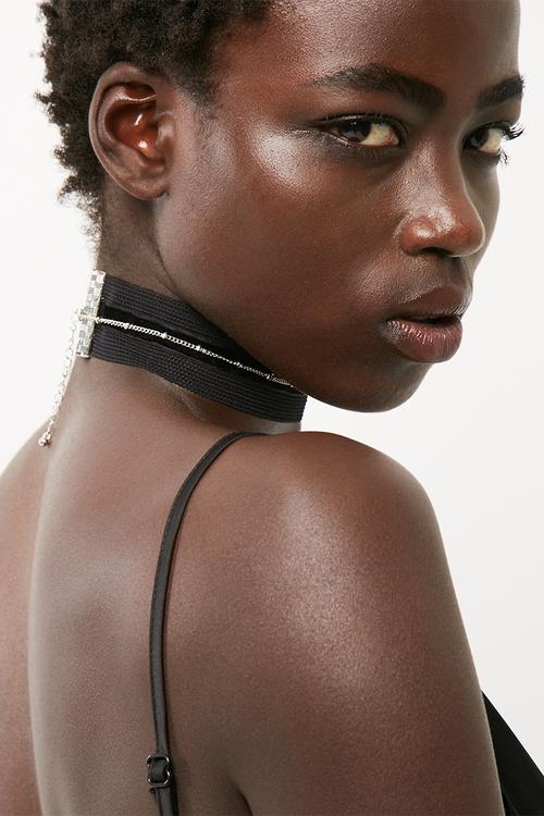 Mesh chain trim woven choker necklace