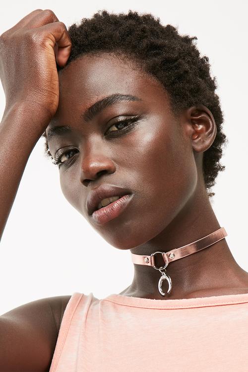 Moon pendant choker necklace