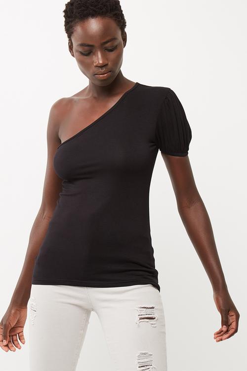 Assymetrical ruffle sleeve tee