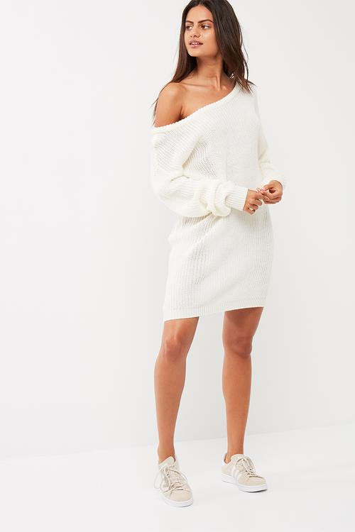 Off shoulder knitted jumper dress