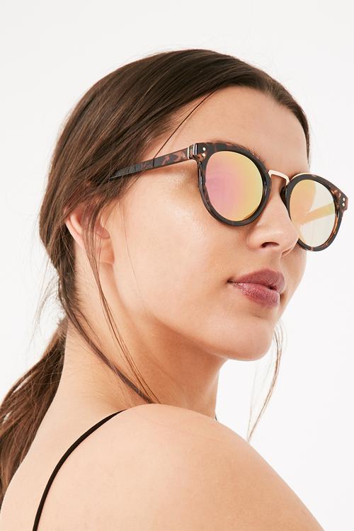 Tortoiseshell rounded lens sunglasses