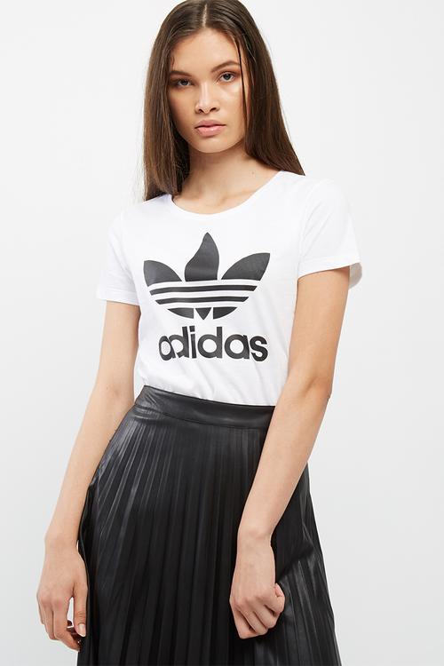 Basic trefoil tee