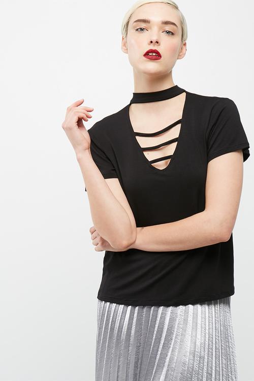 Choker knit tee